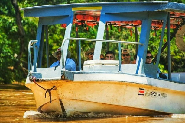 boat tours in costa rica